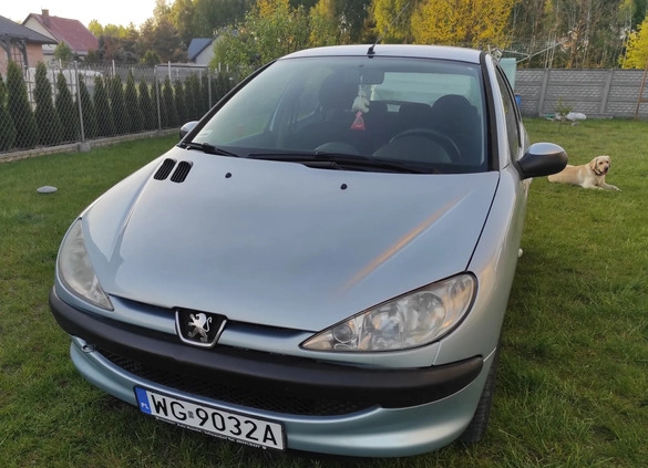 Peugeot 206 cena 12000 przebieg: 121000, rok produkcji 2005 z Biała Rawska małe 154